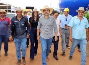 Em Almas, governador Wanderlei Barbosa participa do encerramento da Agrosudeste 2024